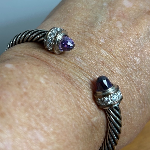 New Pretty Bracelet with Amethysts & Clear Crystals - Picture 2 of 4